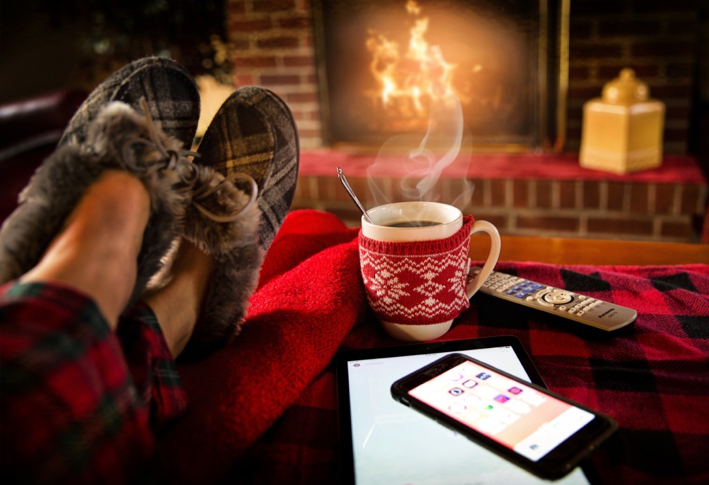 Countdown to Christmas: 25 Ways to Stress Less This Season | Duluth Mom